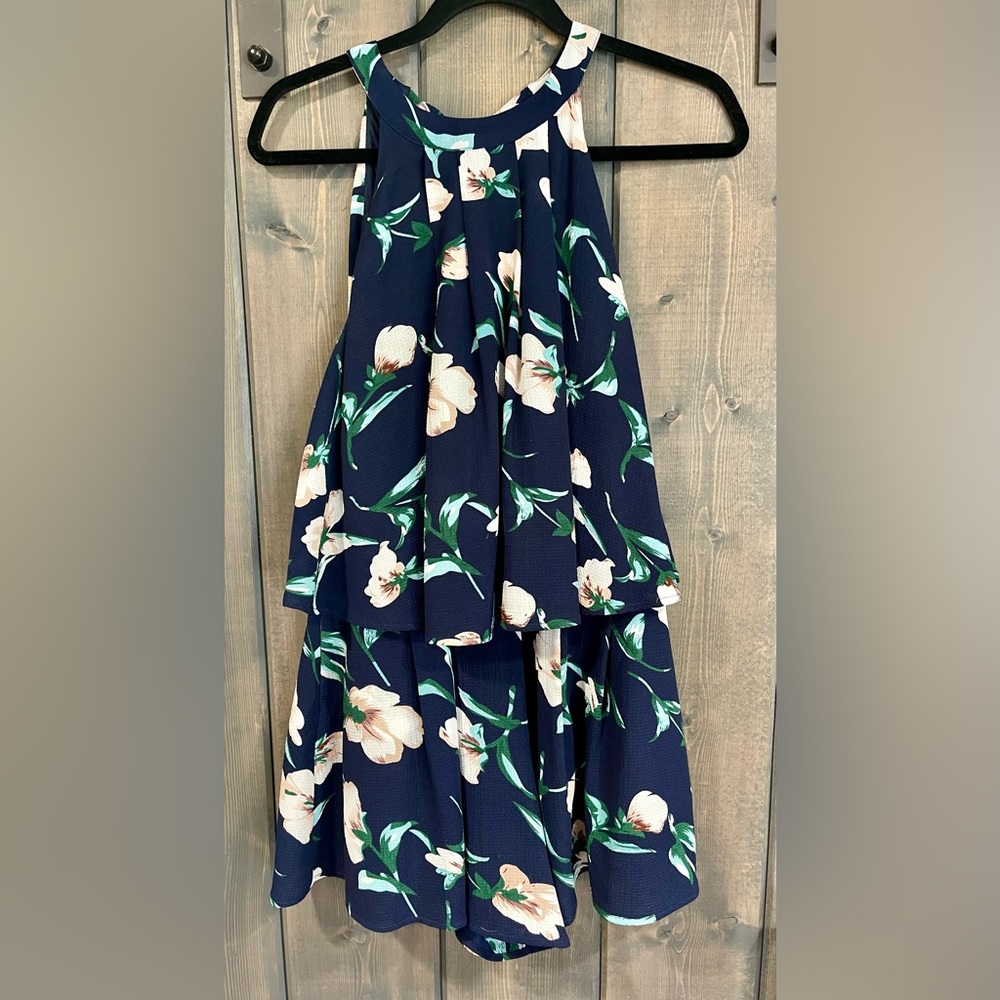 Navy blue floral romper sz S NWOT - Picture 1 of 3